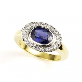 18k Yellow Gold Sapphire and Diamond Oval Dress Ring